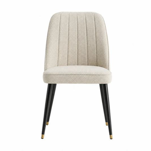 Silla de comedor tapizada de poliéster bouclé beige con patas metálicas negras y puntas doradas 45 x 52 x 85 cm